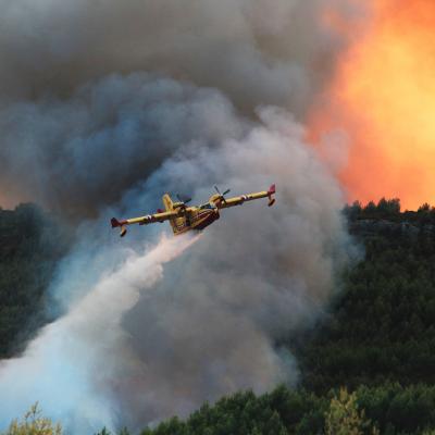 Incendies et canadairs 12