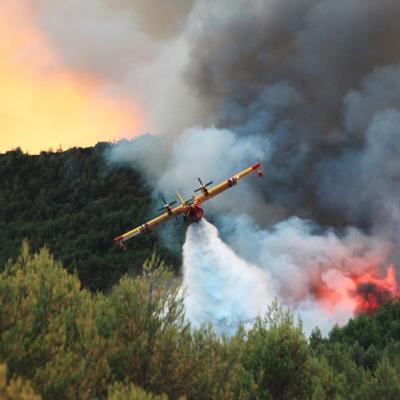 Incendies et canadairs 9